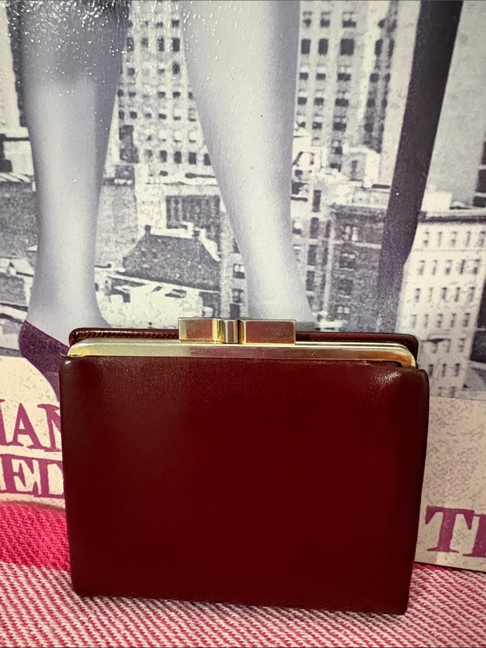 Givenchy Burgundy Leather kisslock with Gold Emblem - Picture 3 of 10